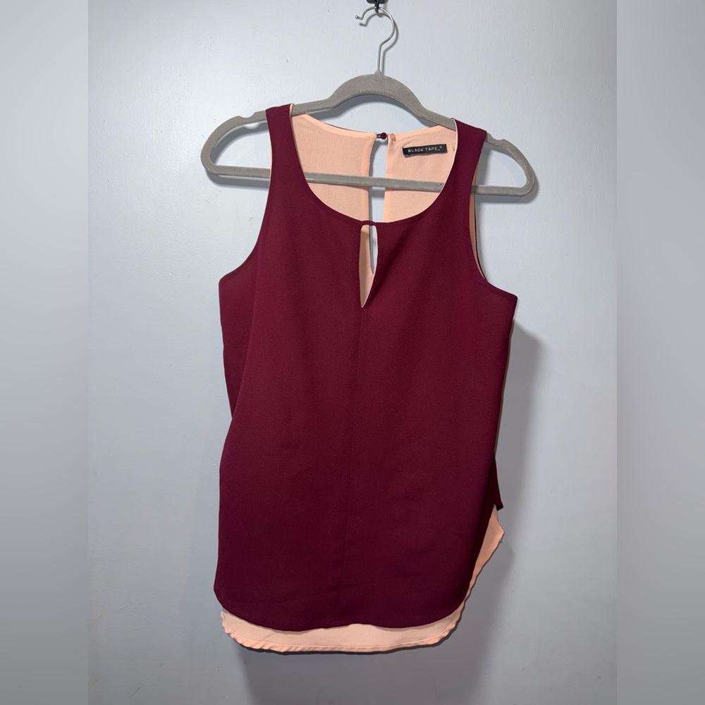 Black Tape_ Wine colored two tone layered look Sleeveless top size Medium EUC